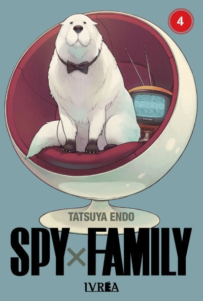 Portada de Spy x Family 04 de Tatsuya Endo, edición en castellano de Editorial Ivrea