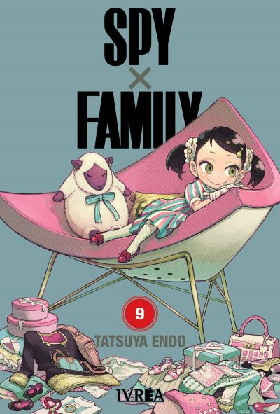 Portada de Spy x Family 09 de Tatsuya Endo, edición en castellano de Editorial Ivrea