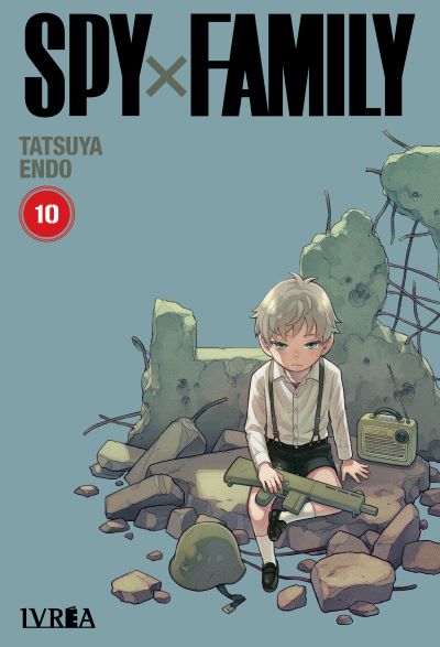 Portada de Spy x Family 10 de Tatsuya Endo, edición en castellano de Editorial Ivrea