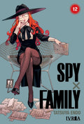 Portada de Spy x Family 12 de Tatsuya Endo, edición en castellano de Editorial Ivrea